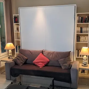  Appartement Proche Du Port