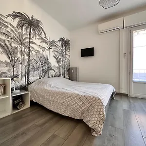 Climatises Proche Apartment